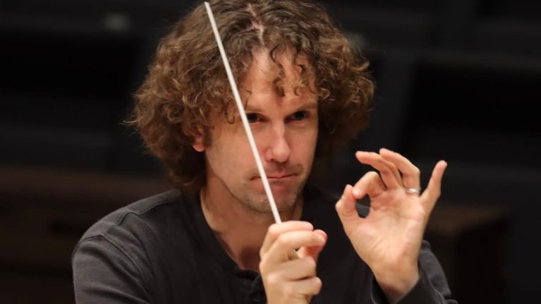 RSO:n ylikapellimestari Nicholas Collon