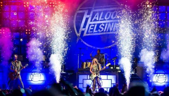 Haloo Helsinki! on ollut vuoden 2013 lopusta lähtien organisoitu osakeyhtiö Haloo Music Group Oy. Yritys takoo tuhtia tiliä.