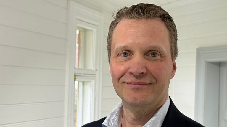 Erikoislääkäri ja hammaslääkäri Panu Peitsaro on nyt keskustan jäsen.