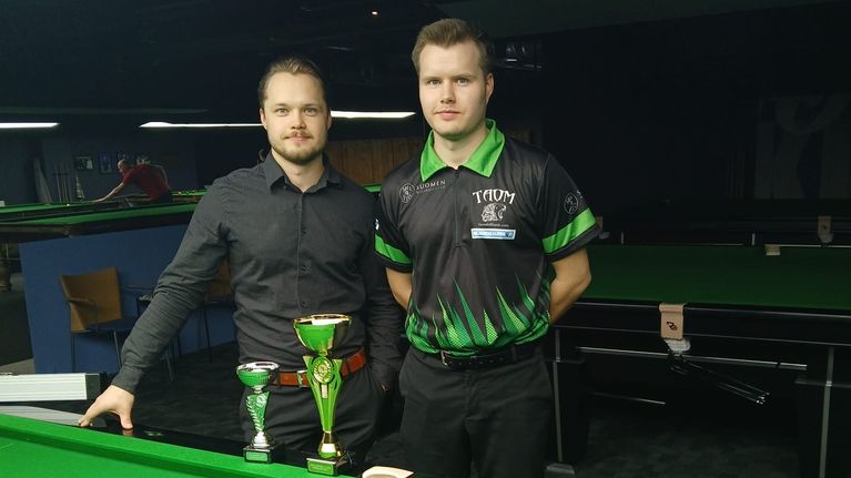 Tuure ja Eelis Lappalainen kuuluvat Suomen lahjakkaimpiin snookerpelaajiin.