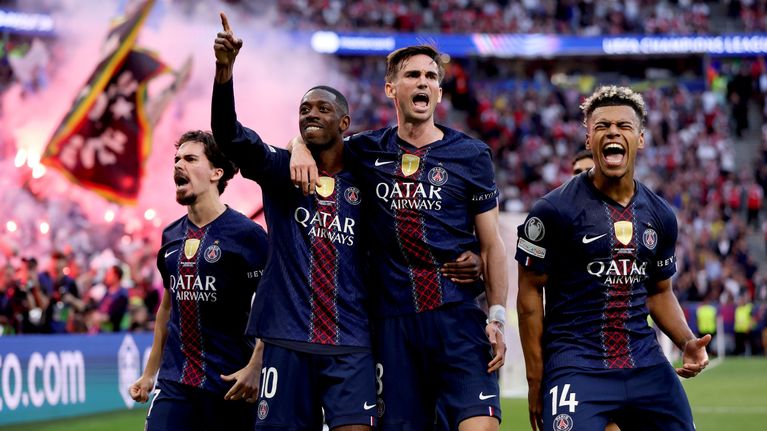 PSG juhlii tasoitusmaaliaan Arsenalin verkkoon.