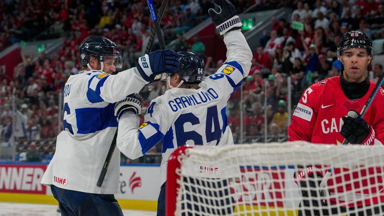 Aleksander Barkov ja Mikael Granlund.