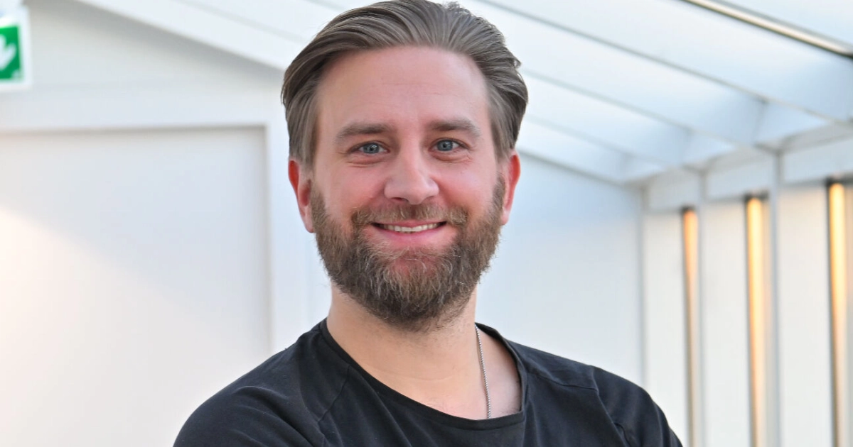 Joel Harkimon kaksoisolento hämmentää somessa - katso viraalivideo!
