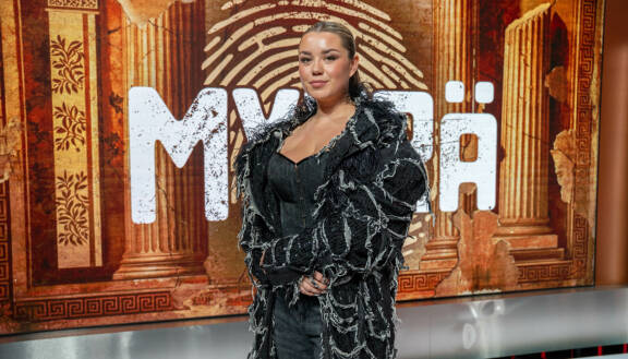 Myyrä ohjelman pressitilaisuus. Juontajana Sointu Kuvassa Julianna Jokela,
