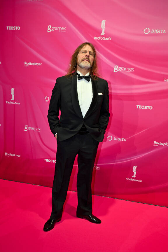 Jone Nikula on innoissaan rantavahdeistaan.