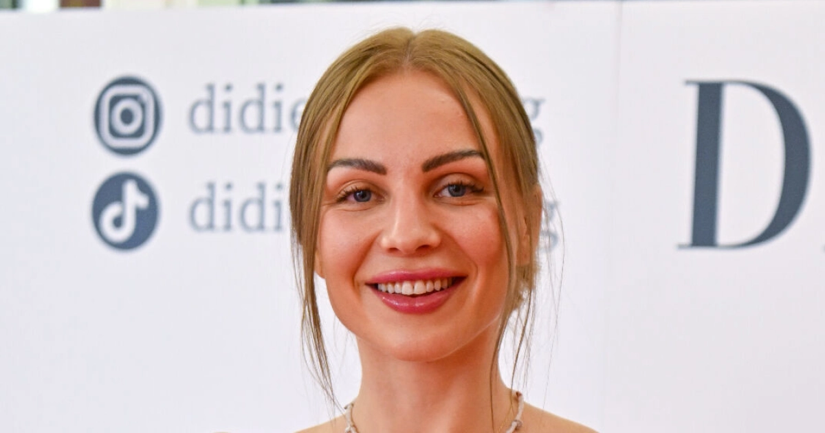 Reality-sarjasta poistettu Erika Helin avasi sanaisen arkkunsa