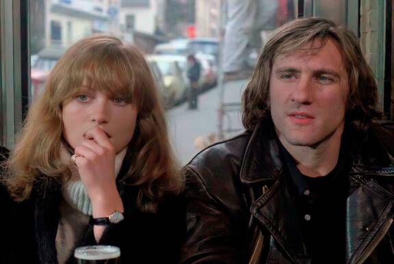 Isabelle Huppert ja Gérard Depardieu elokuvassa Loulou – rakastettuni.