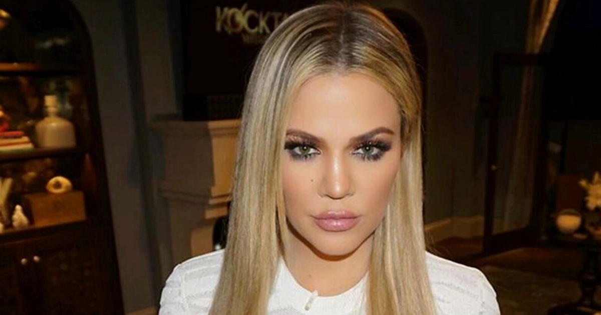 Khloé Kardashianin Coachella-kokemus: Väärä mehu ja yllättävät seuraukset