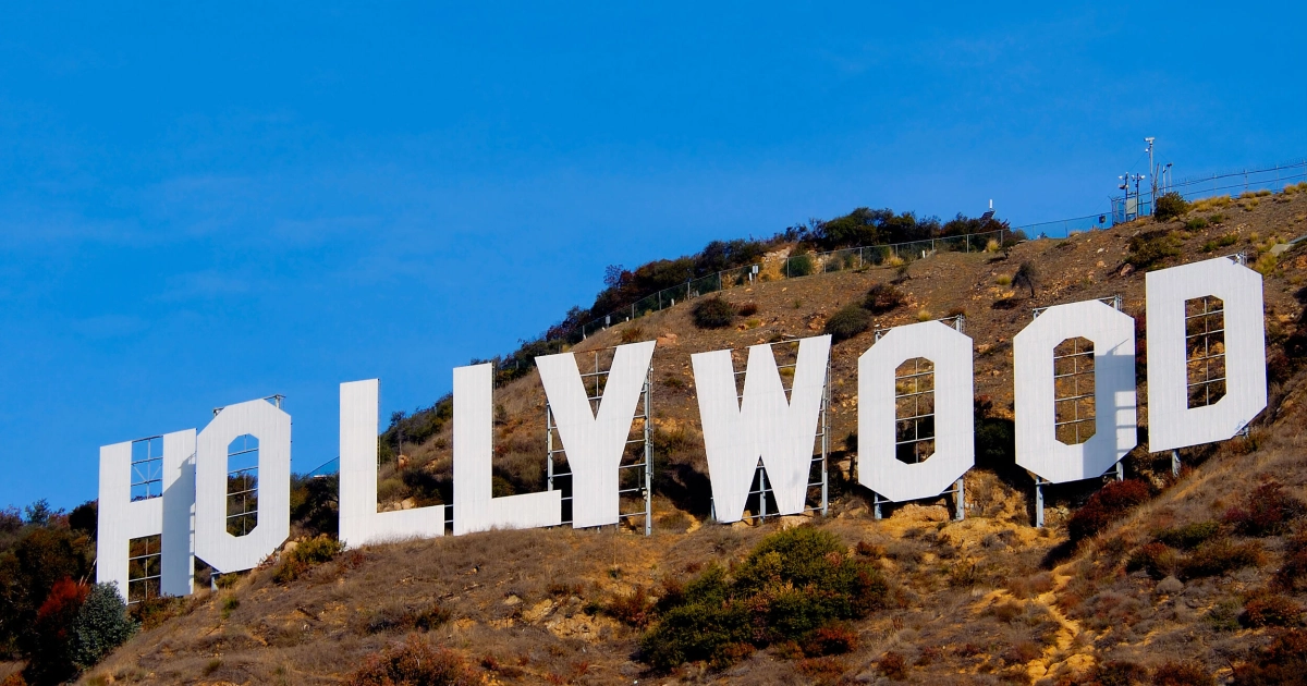 Hollywood-julkkikset ennen kuuluisuutta: Tunnistatko nuoruuskuvista?