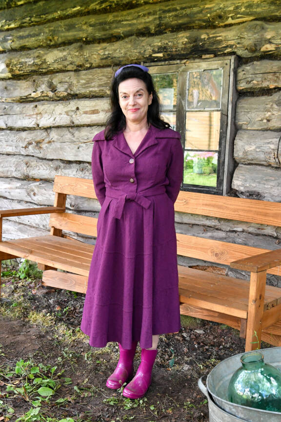 Anna--Leena julkaisi vastikään uuden romaaninsa Mykkien pöytä.
