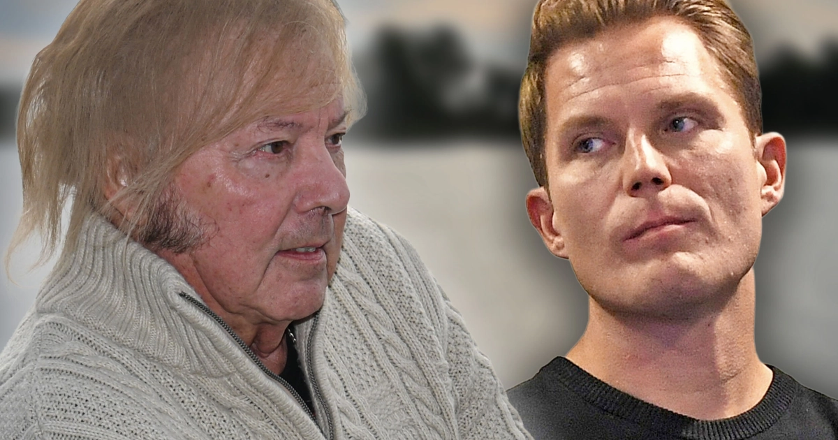 Danny lähettää viiltävän kuitin historiaa tehneelle Cheekille.