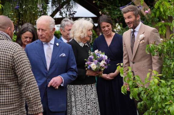Esimerkiksi David Beckham näki kuningas Charlesin hengissä.