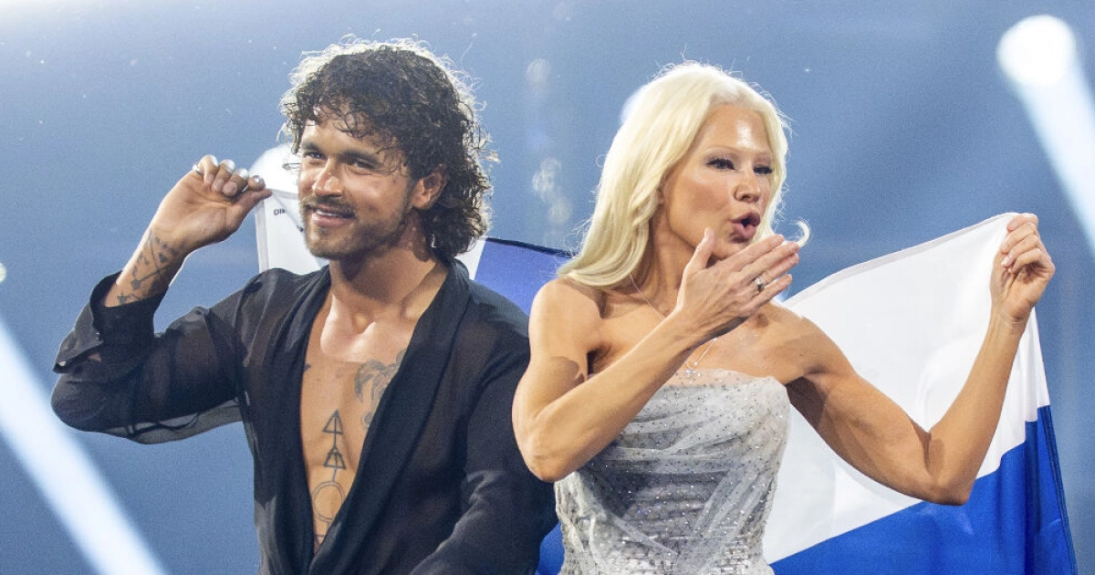 Linda Lampenius ylistää Pete Parkkosta, mutta pitää Liekinheittimen todellisena salaisuutena sitä, ettei se ole kappale vaan lyhytelokuva