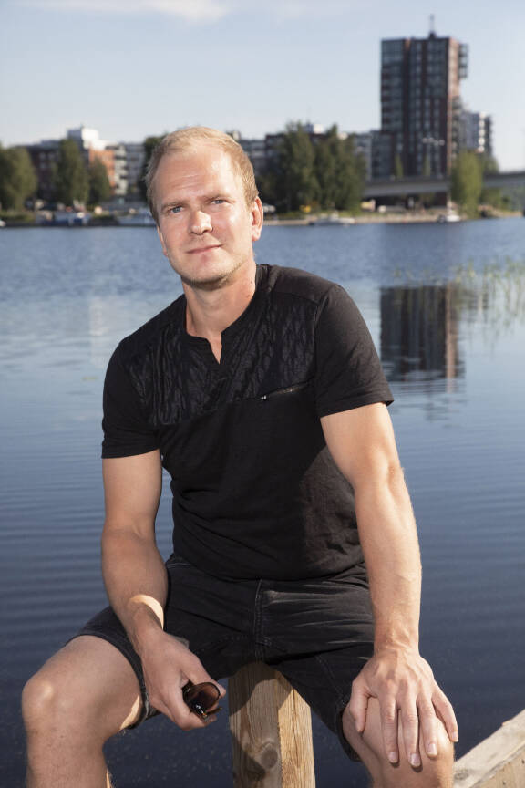 Mikko Mäkeläinen kuvattuna vuonna 2020.