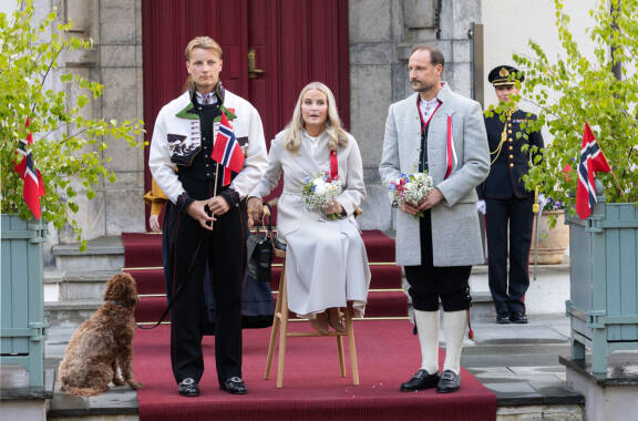Mette-Marit odottaa keuhkosiirrettä.