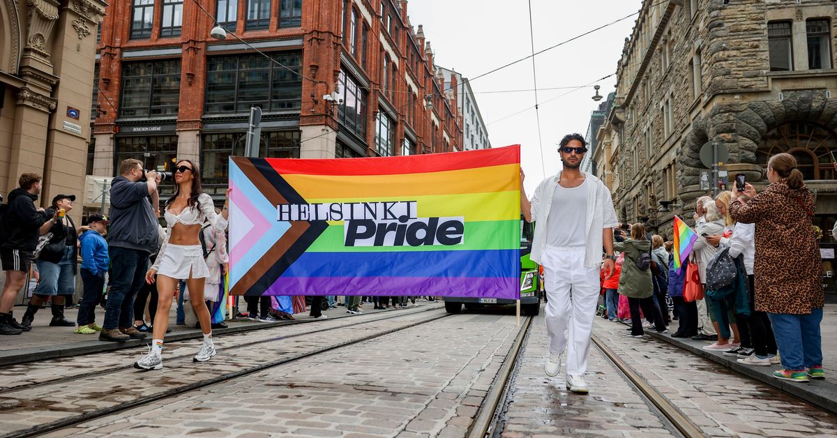 Helsinki Pride vaatii työn­tekijöiltään kuuden kuukauden palkan sakkona, jos vuotaa luottamuksel­lisia tietoja ulkopuolisille | Kotimaa