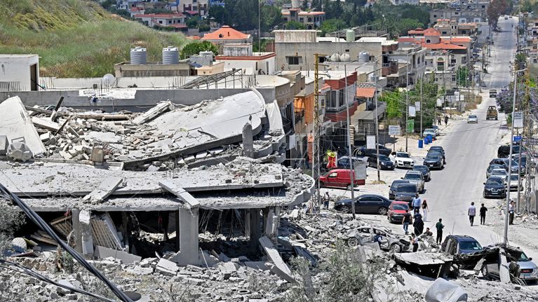 Israelin aiheuttamia vaurioita al-Shaabiyeh'n kylässä Etelä-Libanonissa 16. kesäkuuta 2026.