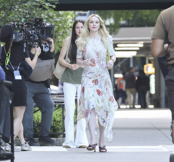 Lindsay Lohan and Shailene Woodley are seen filming at the 'Count me Lies' set in Uptown, Manhattan.