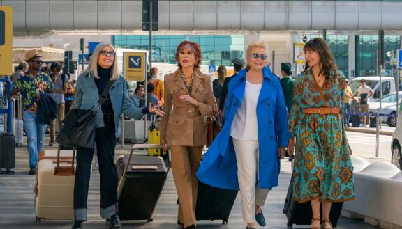 Book Club – Uusi luku -elokuva on roolitukseltaan harvinaisuus. Sen tähtiä ovat neljä vanhempaa naista Diane Keaton, Jane Fonda, Candice Bergen and Mary Steenburgen.