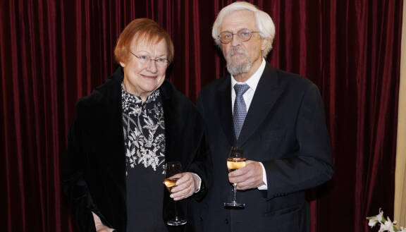 Tarja Halonen ja Pentti Arajärvi vuonna 2026.