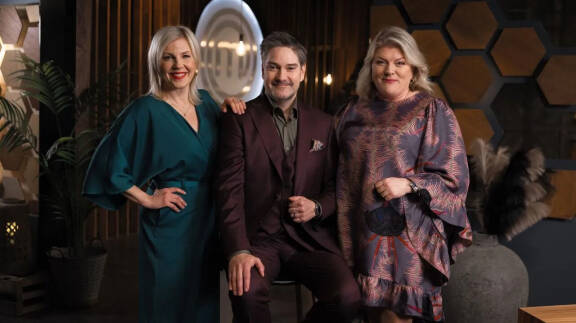 MasterChef Suomen tuomarit Vappu Pimiä, Henri Alén ja Helena Puolakka vakuuttuivat Marin kokkaamisesta.