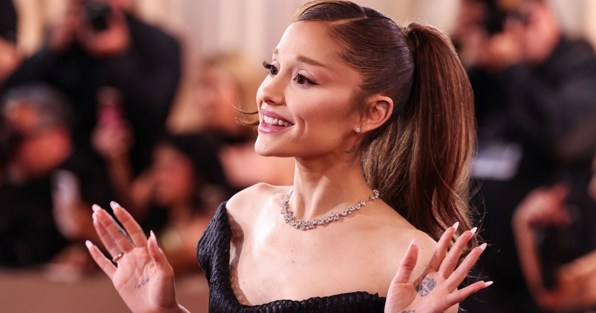 Ariana Grande rinta paljaana – yllättävä reaktio
