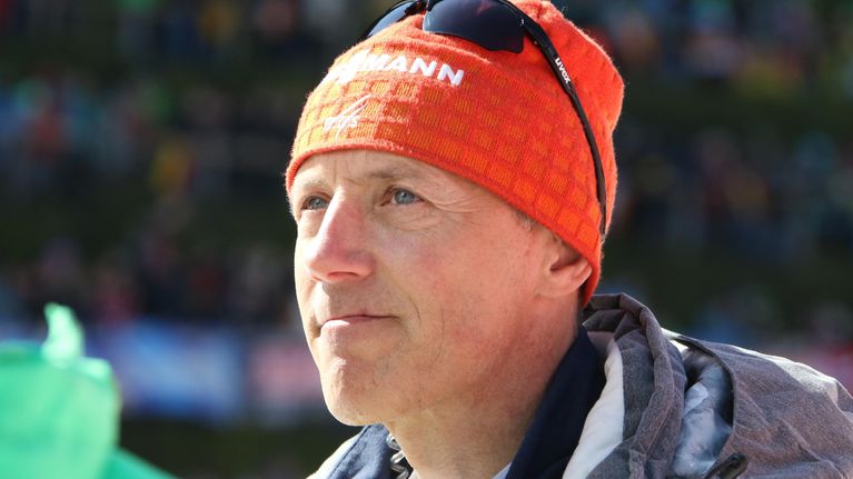 Lasse Ottesen on entinen mäkihyppääjä, joka voitti urallaan muun muasssa olympiahopeaa ja piti hallussaan myös lajin maailmanennätyspituutta.