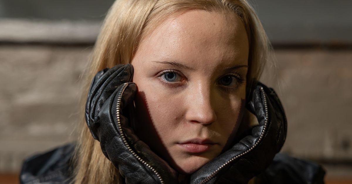 Artistitulokas Lounaonline keräsi miljoonia kuuntelukertoja ilman levy-yhtiötä: ”Päätän itse, mitä teen” | Kulttuuri