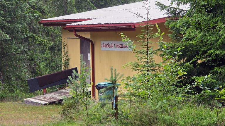 Jänhiälän tanssilava Lappeenrannan Joutsenossa.