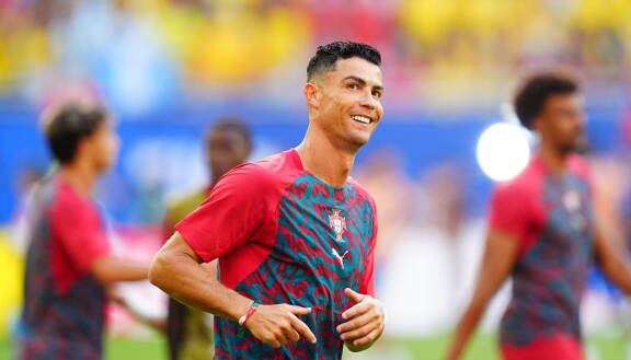 Veikko on Cristiano Ronaldon miehiä. Herroja yhdistää Madeira, sillä Veikon nykyinen kotisaari on myös Ronaldon synnyinpaikka.