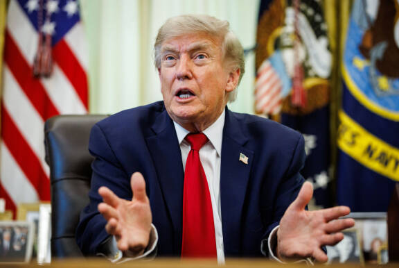 Veikon tavoin myös Donald Trump on tunnettu terävästä sanansäilästään.