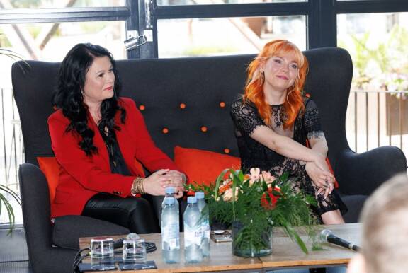 Sami Kurosen haastateltavana oli Jenni-tyttären lisäksi manageri Taija Holm.