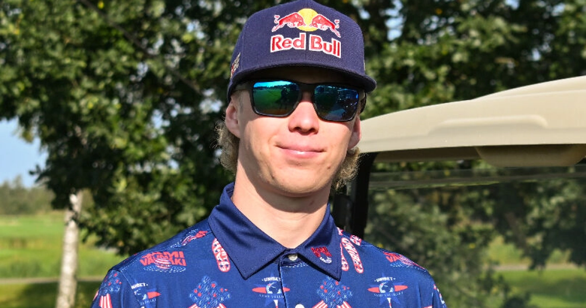 Kalle Rovanperä vähäsanaisena tilanteestaan: "Lomalla"
