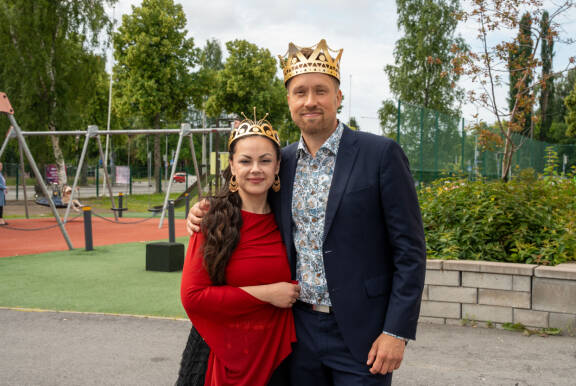 Raija Mäntyniemi ja Juho Punkeri ovat vuoden 2026 tangokuninkaalliset.