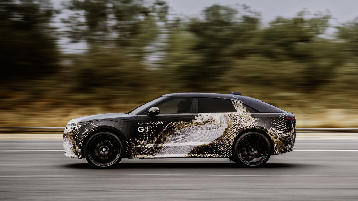 Katso tästä ensimmäiset tiedot Range Rover -perheen viidennestä jäsenestä