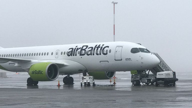 Air Balticin lentokone, Airbus A220.