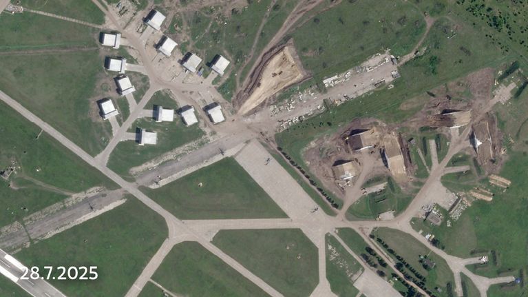 Satelliittikuva 28.7.2025 Kursk/Halinon lentokentästä.