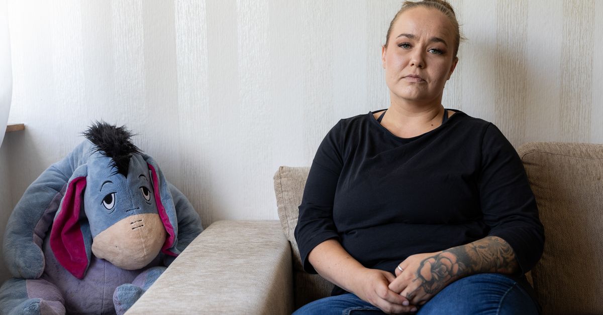 Yhden lapsen äiti odotti tukipäätöstä yli kuukauden – Kela teki lastensuojelu­ilmoituksen | Kotimaa