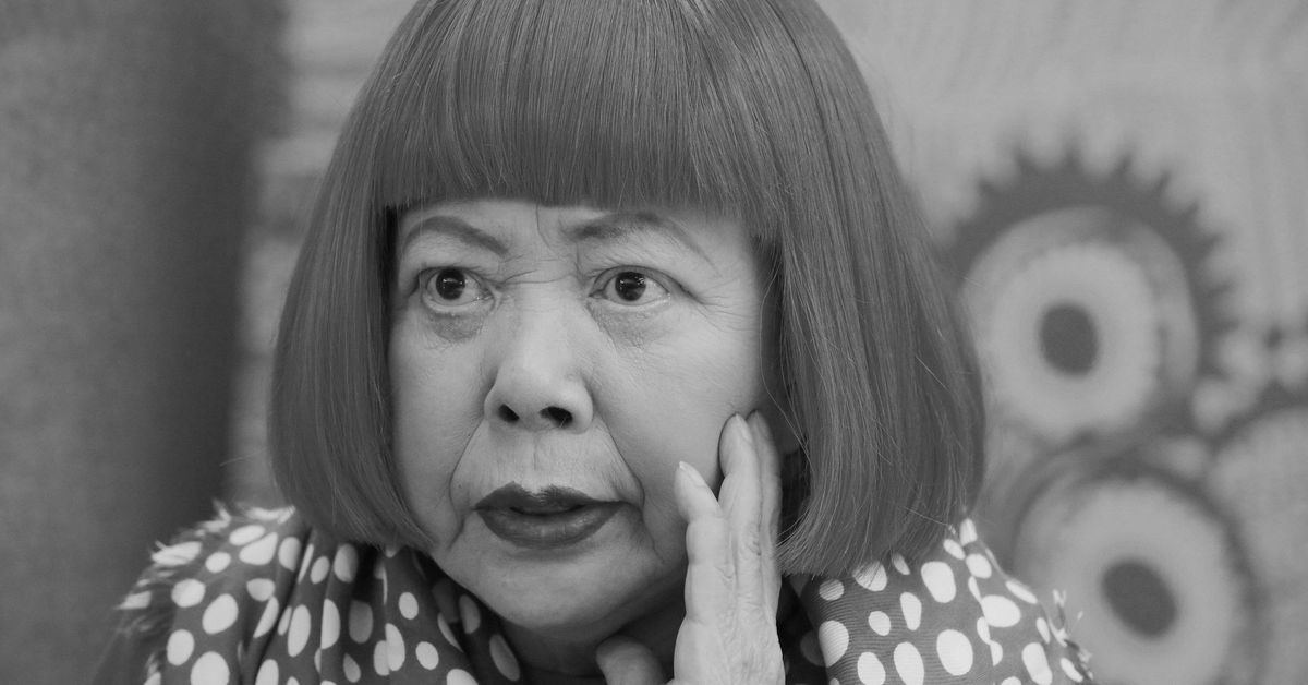Japanilainen nykytaiteilija Yayoi Kusama on kuollut - Yle
