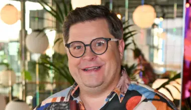 Janne Katajan ja Kristan babyshower-video paljastaa vauvan sukupuolen