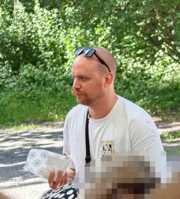 Sampsalle maistui hiukopala.
