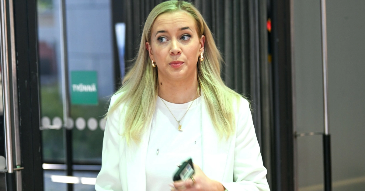 Sofia Virta säväytti minimekossaan Flow-festareilla - katso kuvat ja lue lisää