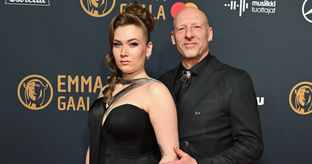 Bess ja 30 vuotta vanhempi Danny-rakas: Hääpaljastus!