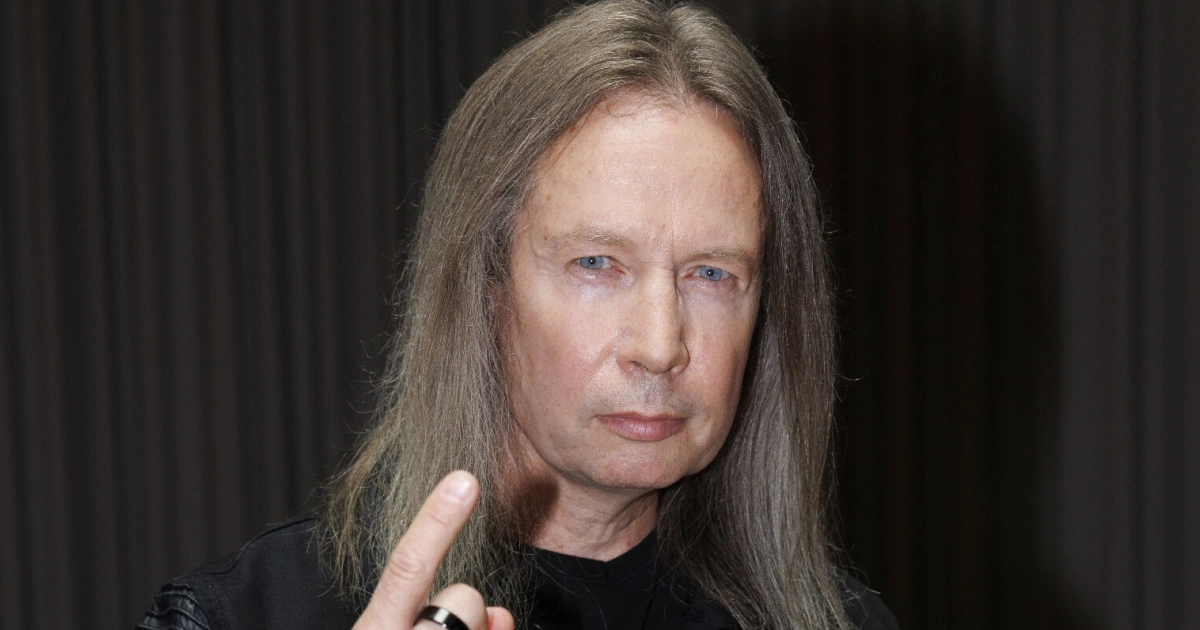 Timo Kotipelto paljastaa totuuden keikkaelämästä