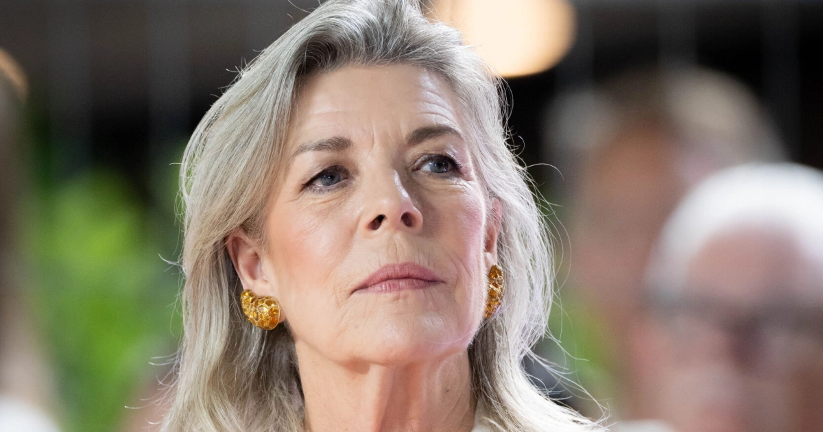 Monacon prinsessa Caroline nauttii lomasta Liparisaarilla – katso upeat kuvat!