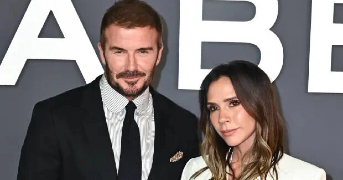 Victoria Beckham, 52, hurmaa pikkubikineissä luksusjahdilla