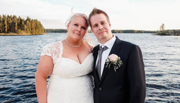 Kaisa ja Mika tapasivat toisensa Tinderissä.