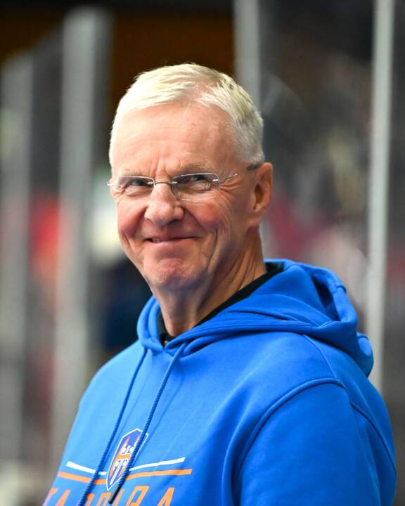 Tapparan päävalmentaja ”Kojo” on koutsannut Leijonia mutta myös Tshekin maajoukkuetta.