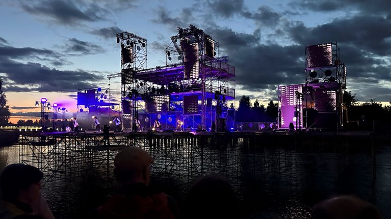 Delta Life on yksi Oulun Euroopan kulttuuripääkaupunkivuoden 2026 kohokohdista. Monitaiteellinen Deltalife-ulkoilmatapahtuma kietoo yhteen alueen ja Euroopan vesireittien tarinoita ja tulevaisuudennäkymiä tavoitteenaan maailmanrauha. Tapahtuma-areenana toimii ainutlaatuinen veden päälle rakennettava suistolava, jolla nähdään huippuesiintyjiä muusikoista tanssijoihin ja sirkustaiteilijoihin.