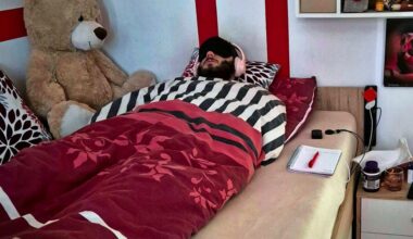 Der Standard bestätigt die Geschichte von Samuel (21, ME/CFS), der hier vor ein paar Tagen viral ging!